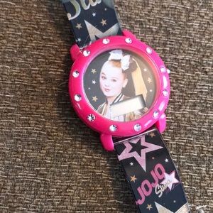 Nickelodeon’s JoJo Digital Watch